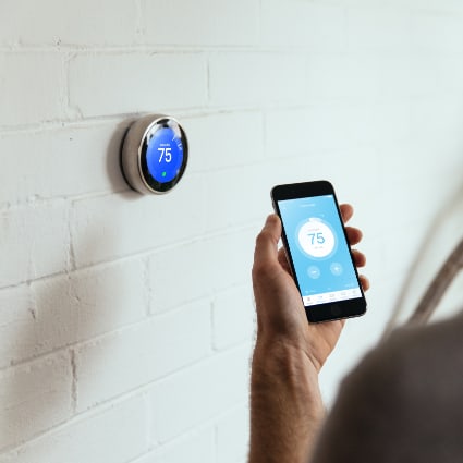 Mobile smart thermostat
